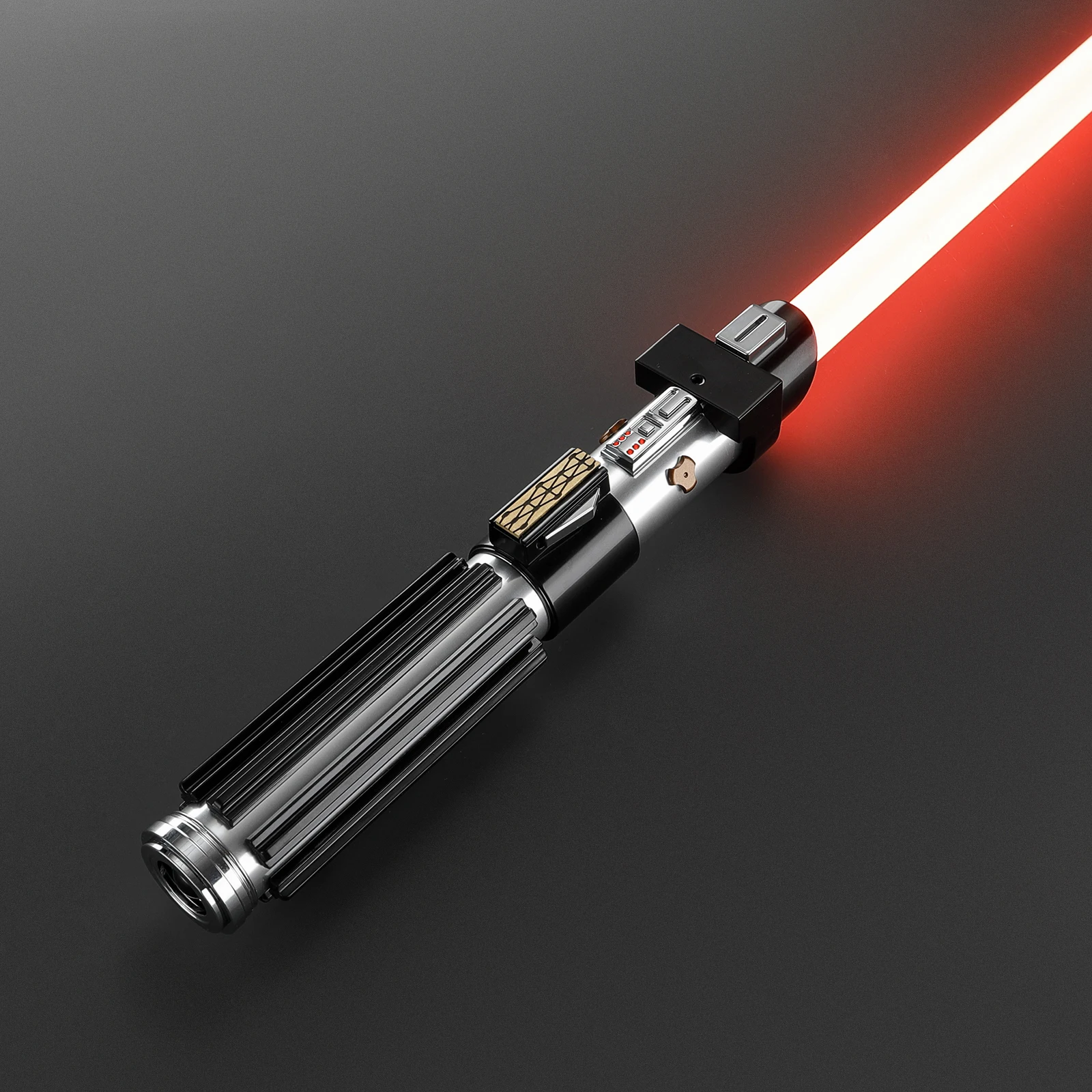 

DamienSaber Darth Vader EP3 Bluetooth Световой меч Force Тяжелый дуэльный световой меч Металлическая рукоять Управление движением Чувствительные плавные качели