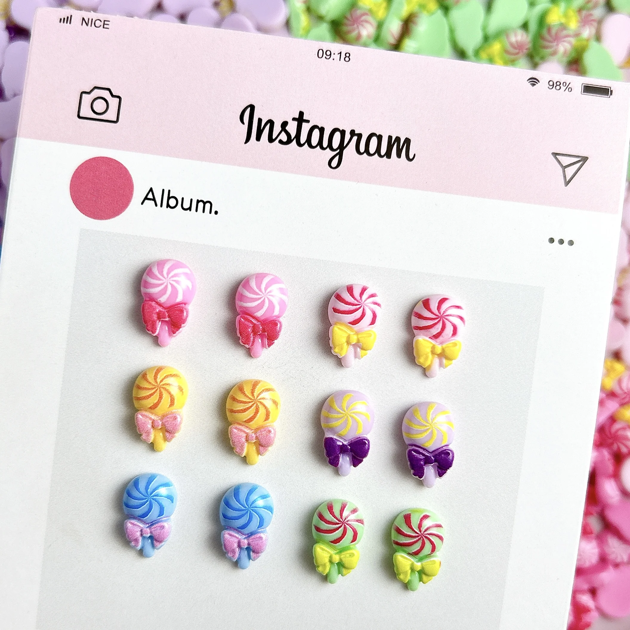 20 pçs dopamina colorido simulado pirulito decorações da arte do prego dos desenhos animados criativo arco pirulito resina encantos do prego diy suprimentos de unhas