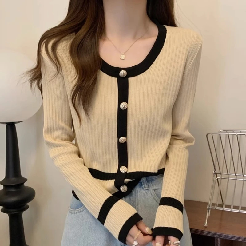 Vestiti delle donne di stile coreano autunno inverno O collo maglione per le donne manica lunga lavorato a maglia Crop Top bottone bianco Pullover