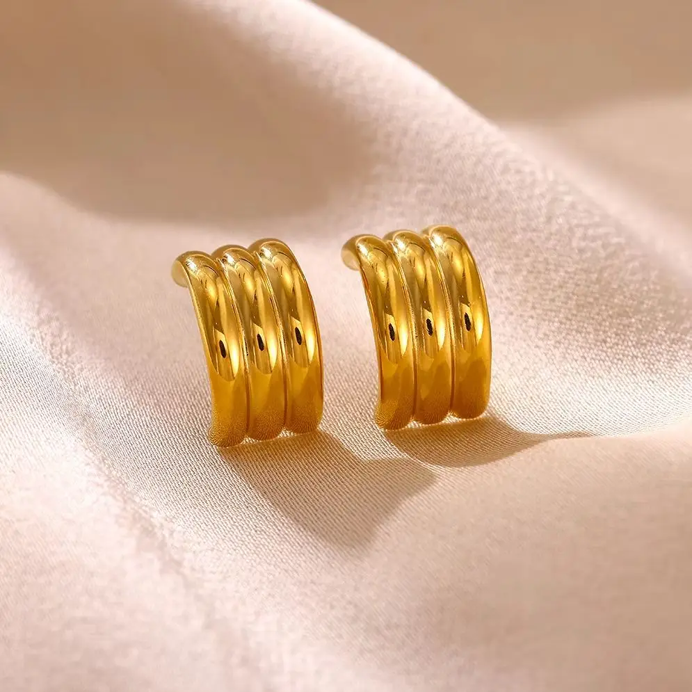 Klassische Textur Gestreifte Metall-C-Form Ohrstecker für Frauen Goldfarben Edelstahl Piercing-Ohrringe Trendiger Schmuck Geschenk