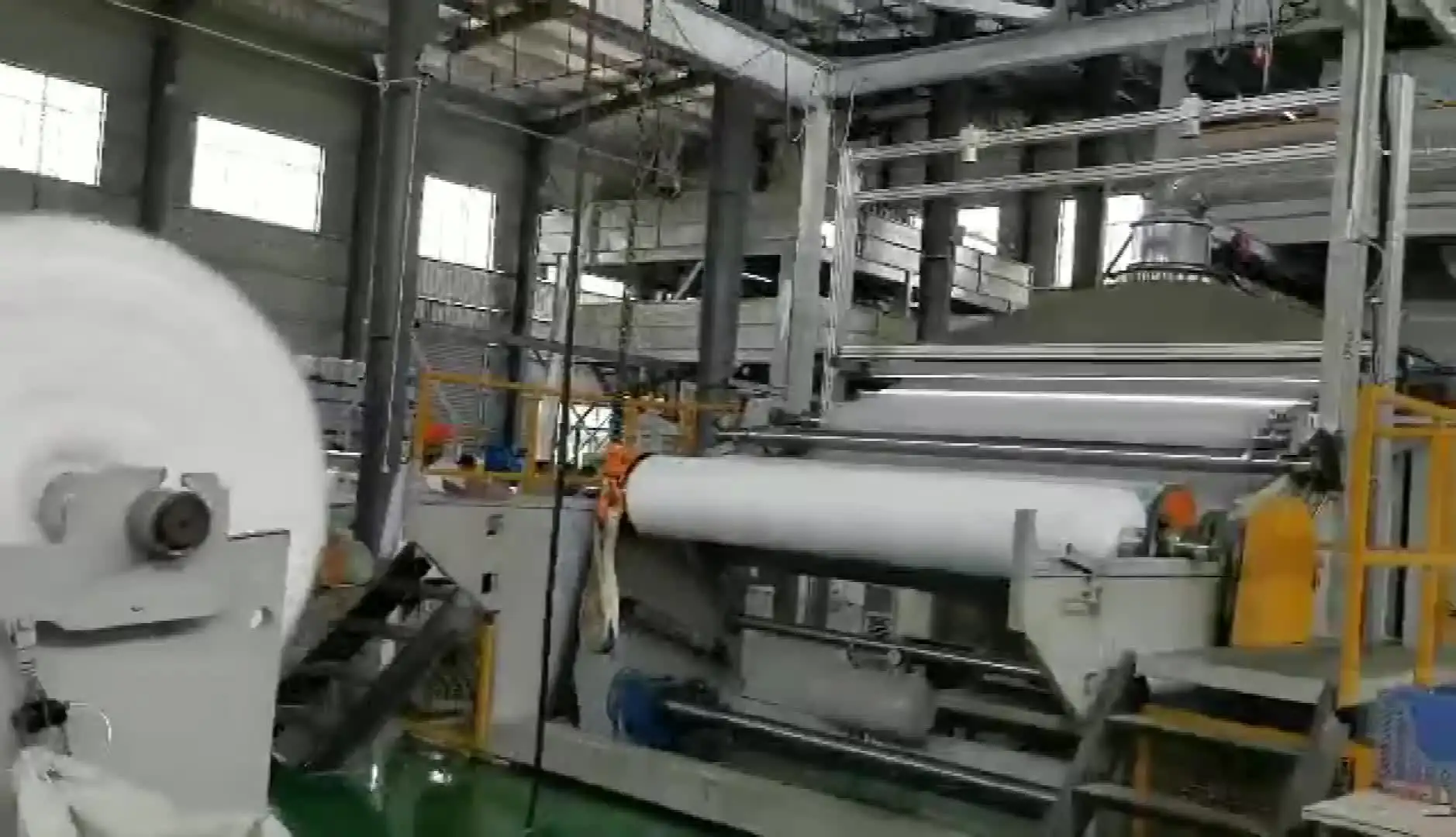Linha de produção não tecida do geotêxtil de hg 2400 s sms ss tela do tapete que faz a máquina para o saco de compras