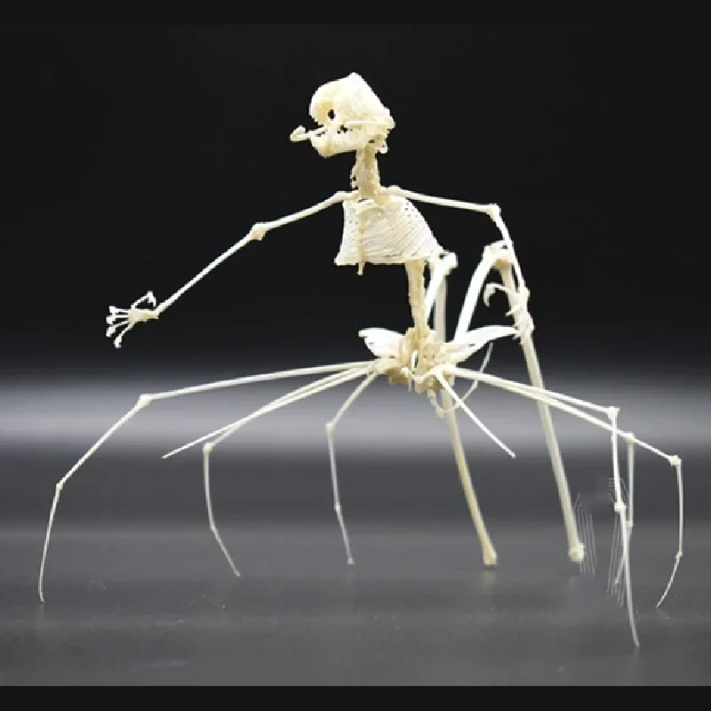 2023 Boutique Gothic Style Artificial Spider Queen Skeleton Statue Resin Bone Replica Fantasy Monster Ornament Unique Handmade