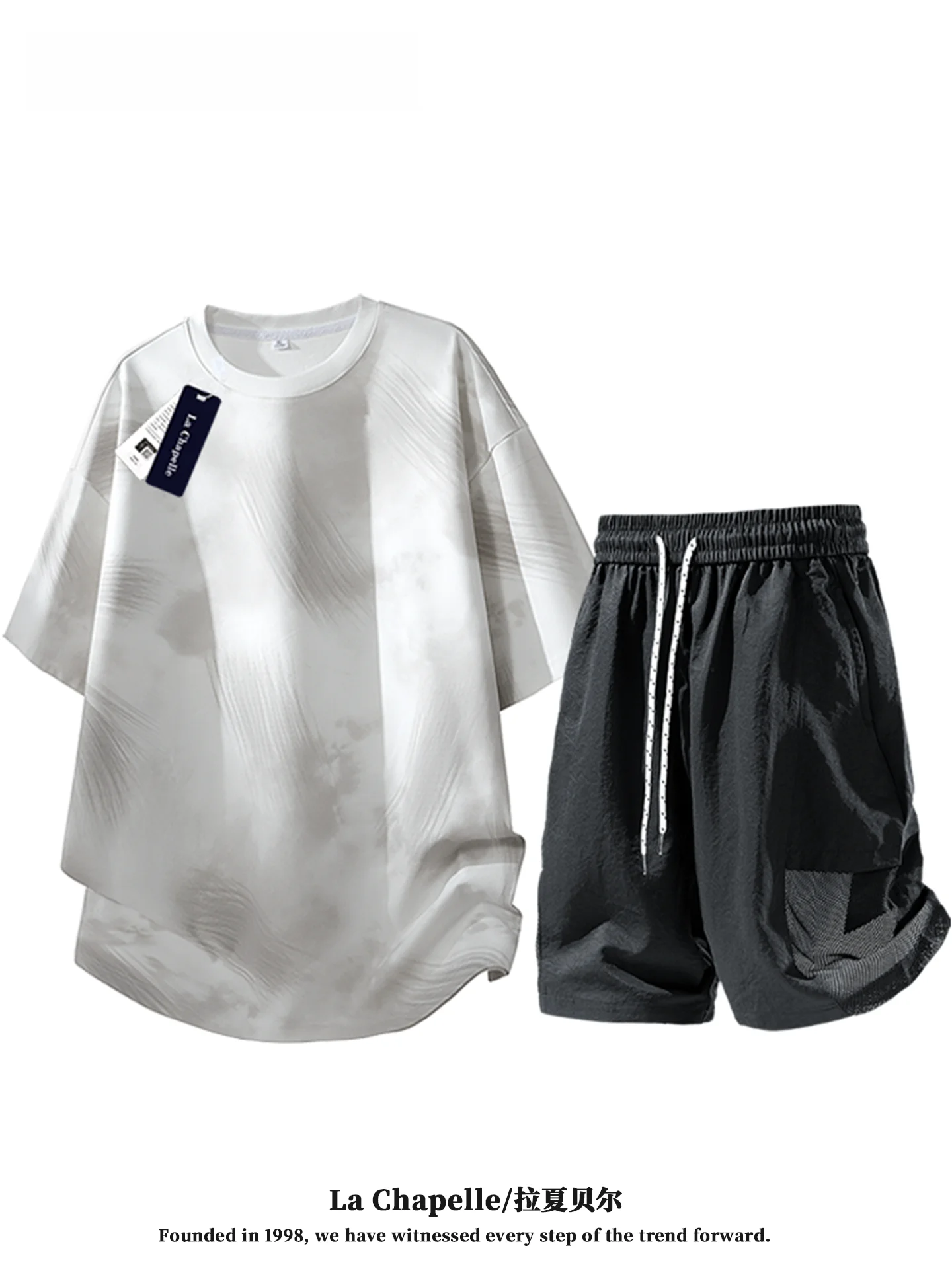 completo-estivo-la-chapelle-2026-in-seta-ghiaccio-tinta-americana-set-due-pezzi-da-uomo-con-pantaloncini-e-maniche-corte-vestibilita-larga-abbigliamento-sportivo-casual