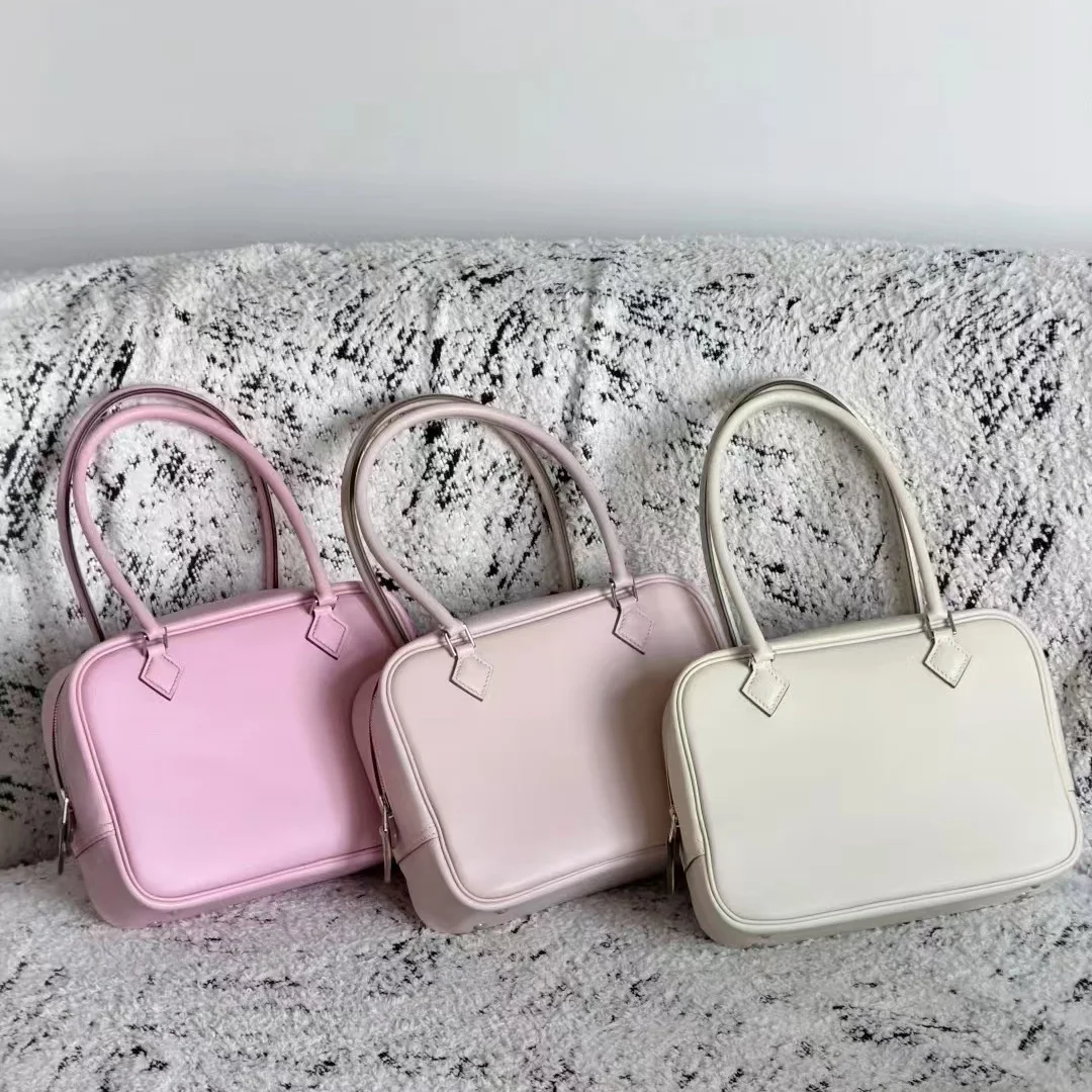 Handmade Wax Thread Handheld Feather Bag Swift Cowhide Lightweight Commuter Small Square Bag Plume 20 Unisex Medium Hardness