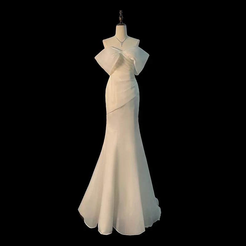 

Off-Shoulder Satin Light Wedding Dress New Mermaid High-End Small Train Bridal Gown Wedding Dress for Women