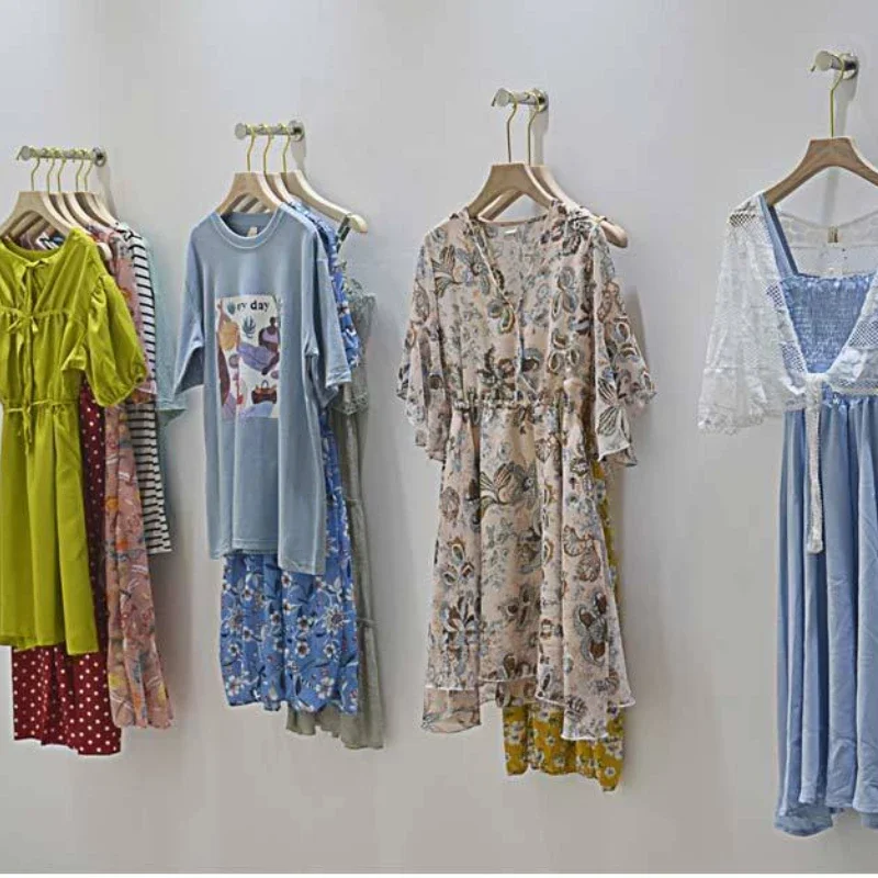 Quality Golden Clothing Store Hooks Rack Wall Hanging Metal Hanger Decoration Coat Dress Suit Model Display Shelf Extended Point