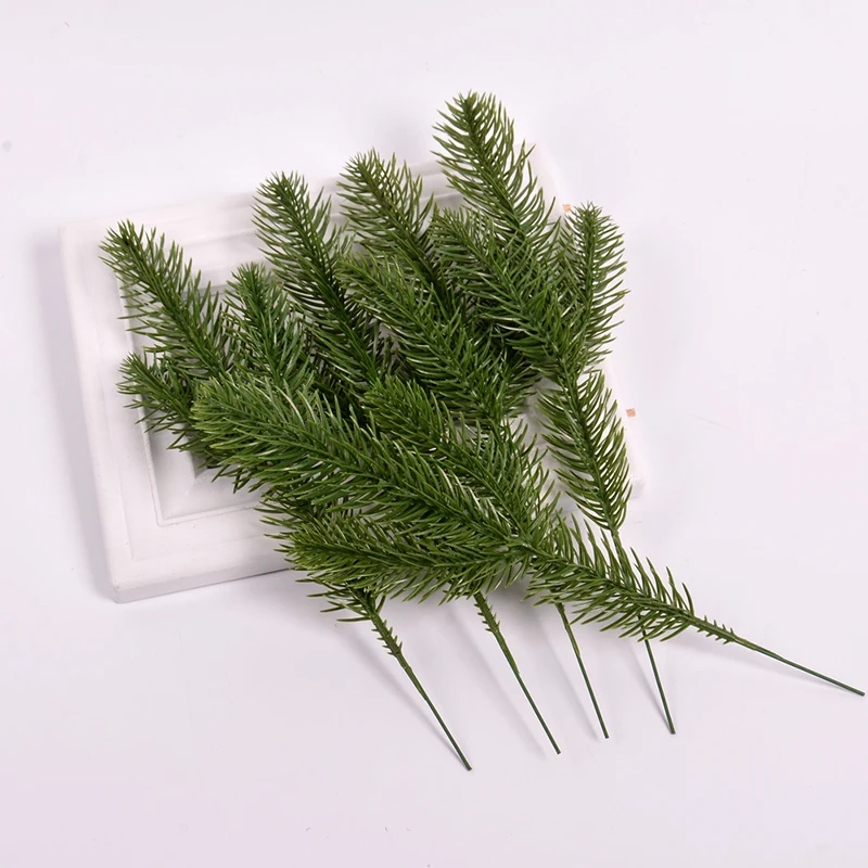 

Simulated Trident Pine Needles DIY Handmade Christmas Wreath Material Christmas Decoration Plant Wall Decoration Accessories