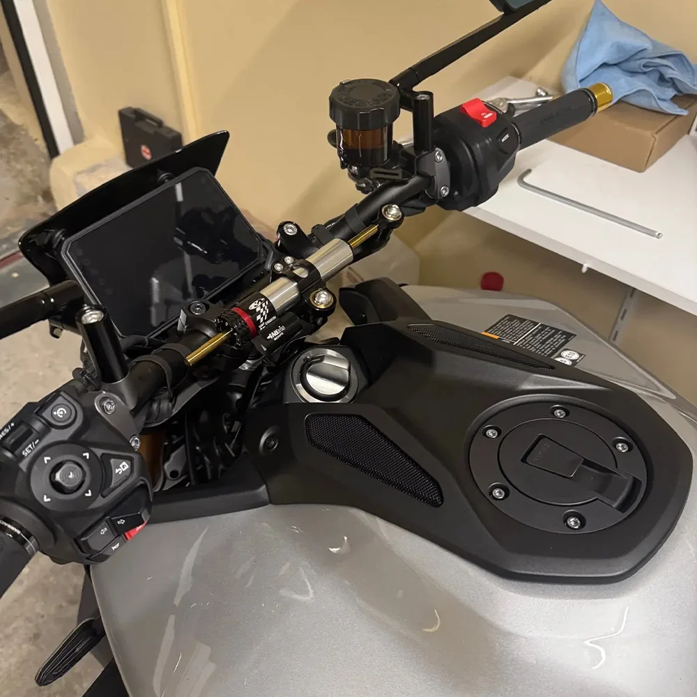 New Motorcycle Fiber Carbon Steering Stabilize Damper Mounting Bracket Kit For Yamaha MT09 MT 09 MT-09 SP MT 09 2024 2025 view 3
