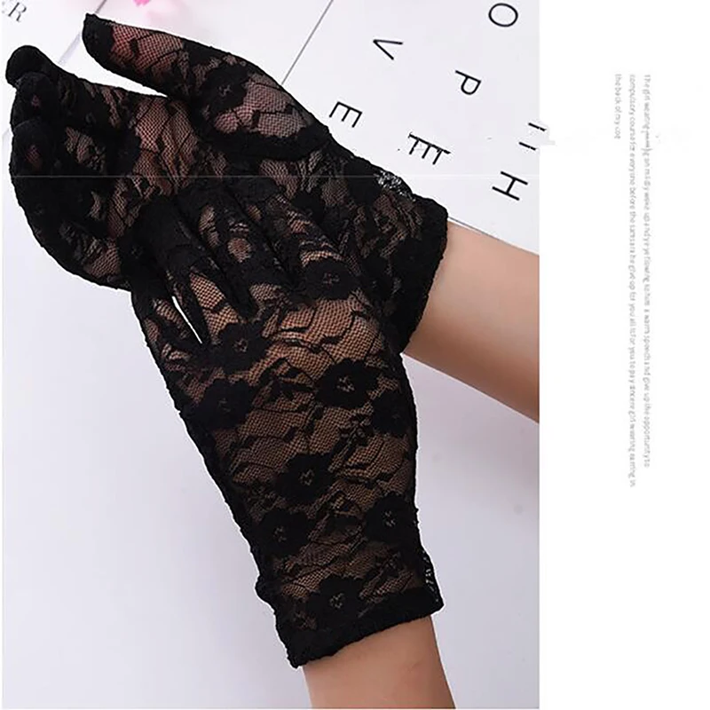 Elegant Ladies Short Lace Gloves New Sheer Fish Net Black White Prom Party Female\'s Fashionable Solid Color Mittens Hot