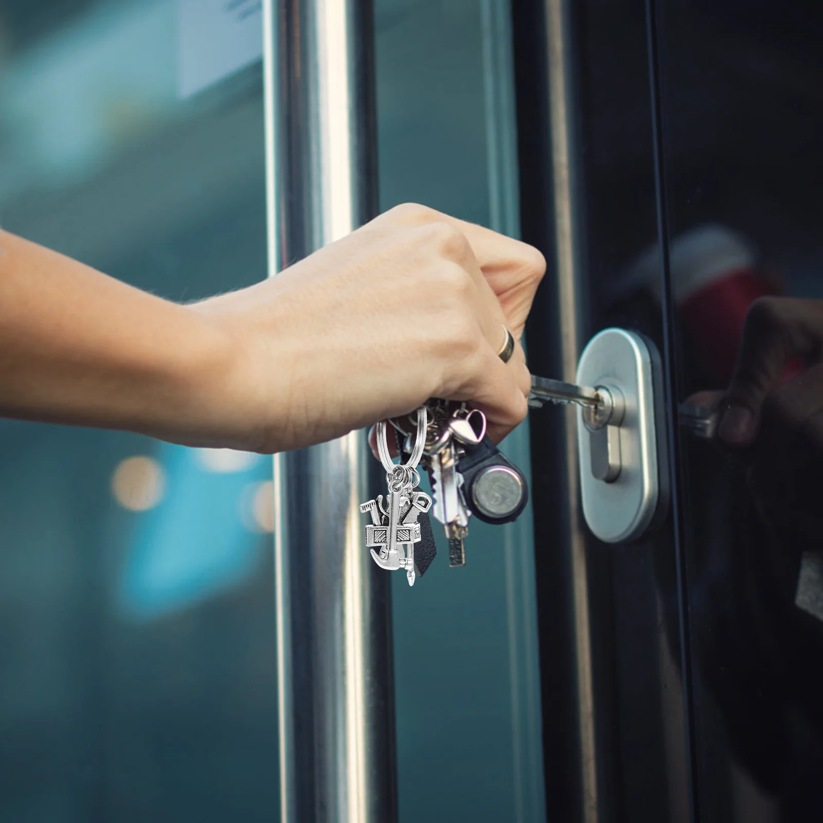 Man Wallet Hammer Unique Keychain Metal Purse Pendant Gift Cartoon Keychains for Men