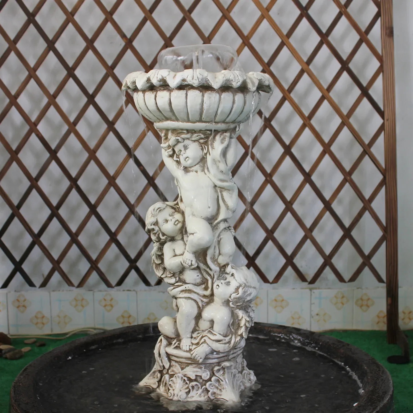 European-style simple floor-to-ceiling three-angel running water fountain sculpture outdoor fish pond creative decoration