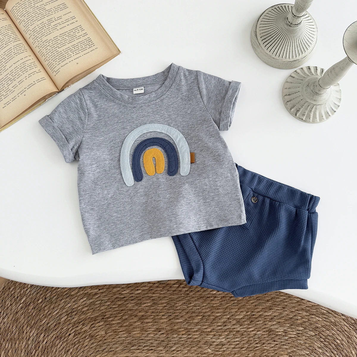 صيف 2025 6M-3Y جديد قصير الأكمام تي شيرت مجموعة لمرحلة ما قبل المدرسة الأطفال قوس قزح مطرزة لطيف الفتيان والفتيات مجموعة