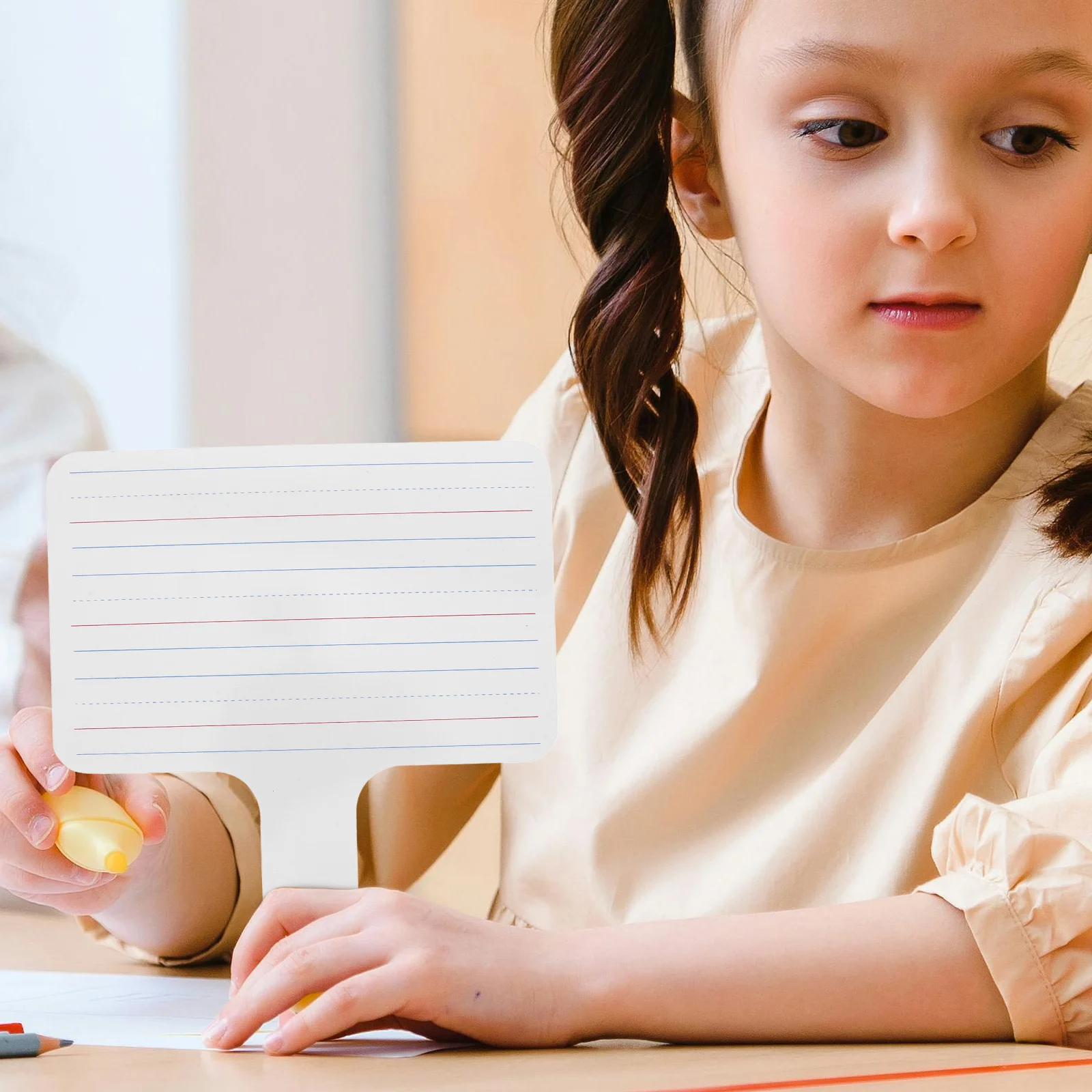 

Double Sided Small Handheld Whiteboard Paddle Reusable Dry Erase Board for Students Classroom Answer Paddle Scoreboard Dry Erase