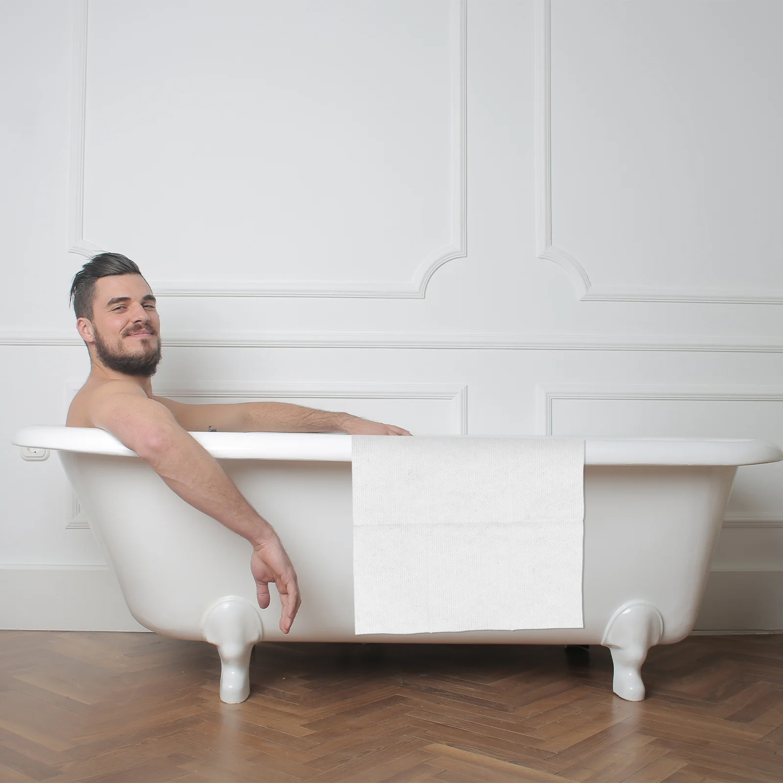 

100pcs Disposable Towels Nonwoven Thick Absorbent Guest Hand Towel For Bathroom Kitchen Travel Hotel Spa Salon Camping Party