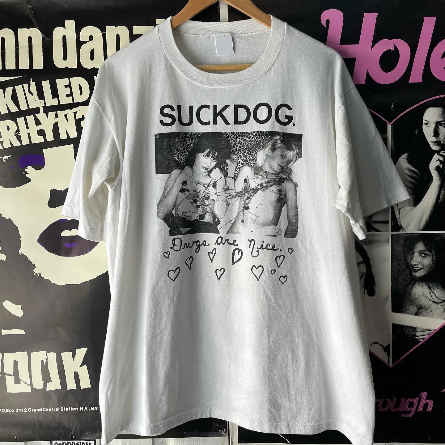 

Футболка в стиле ретро, модная, крутая, телесная, редкая, с сосадогом, музыкальная комбинация! Американский уличный рок, винтажный тяжелый размер, свободные с короткими рукавами