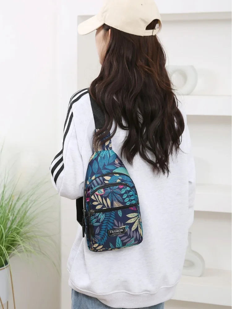 Men's Fashionable Chest Bag Trendy Versatile Crossbody Bag for Men Large Capacity Single Shoulder Bag for Outdoor Sports