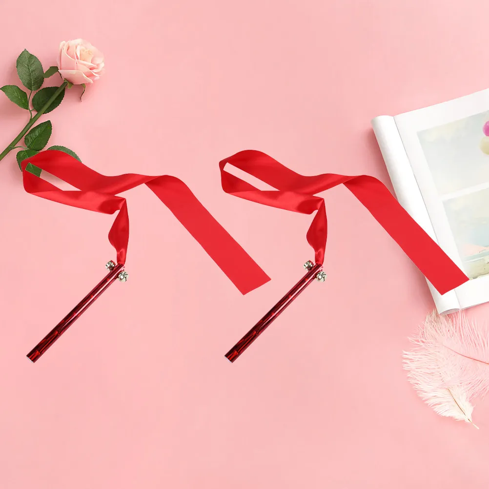 

2 шт. красных танцевальных лент-стримеров для гимнастики, китайских танцев, упражнений, цветных лент для парадных оркестров, командных видов спорта, ритмических лент