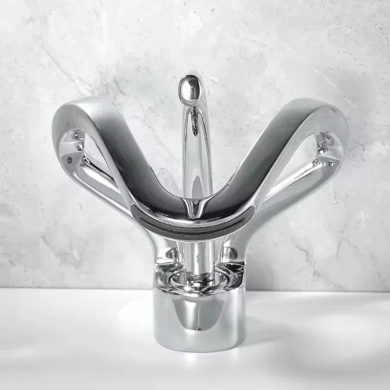 

Смеситель для ванной комнаты, полый дизайн, водопад, смеситель для раковины, смеситель для холодного и горячего молока, белое золото, смеситель для раковины с одним отверстием Torneira