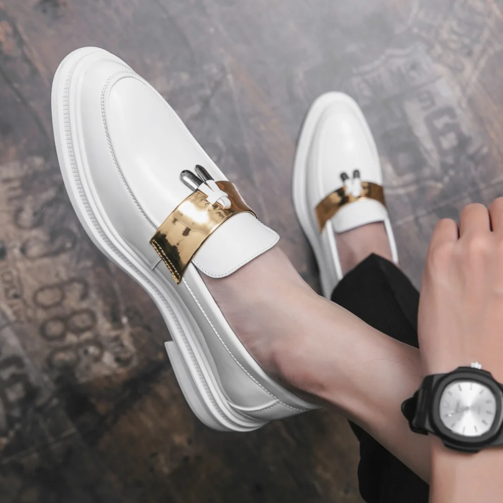 White Thick Bottom Wear-resistant Small Tassel Loafers Shoes Men Designer Shoes Man Luxury Brand Casual Shoes for Men Moccasin