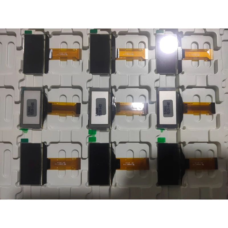 1pc-new-lcd-display-screen-oled-e308847-f-h-f-d