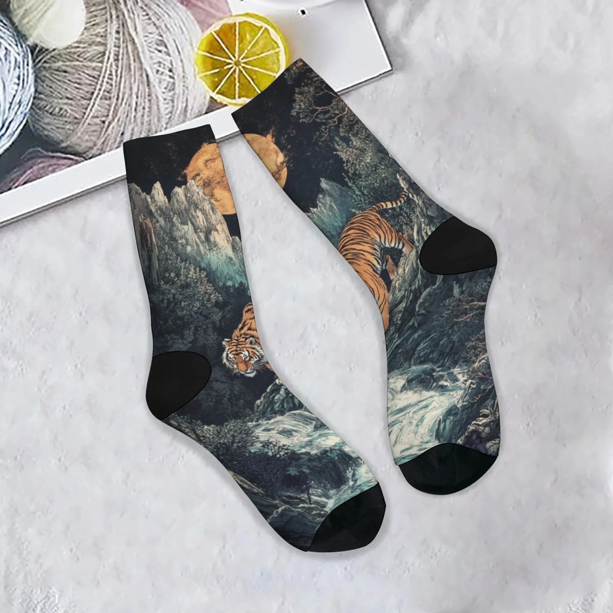 

Мужские носки в стиле ретро с рисунком тушью в стиле Харадзюку с тигровым принтом - Роман уличный подарок, удобные дышащие повседневные носки, забавный подарок