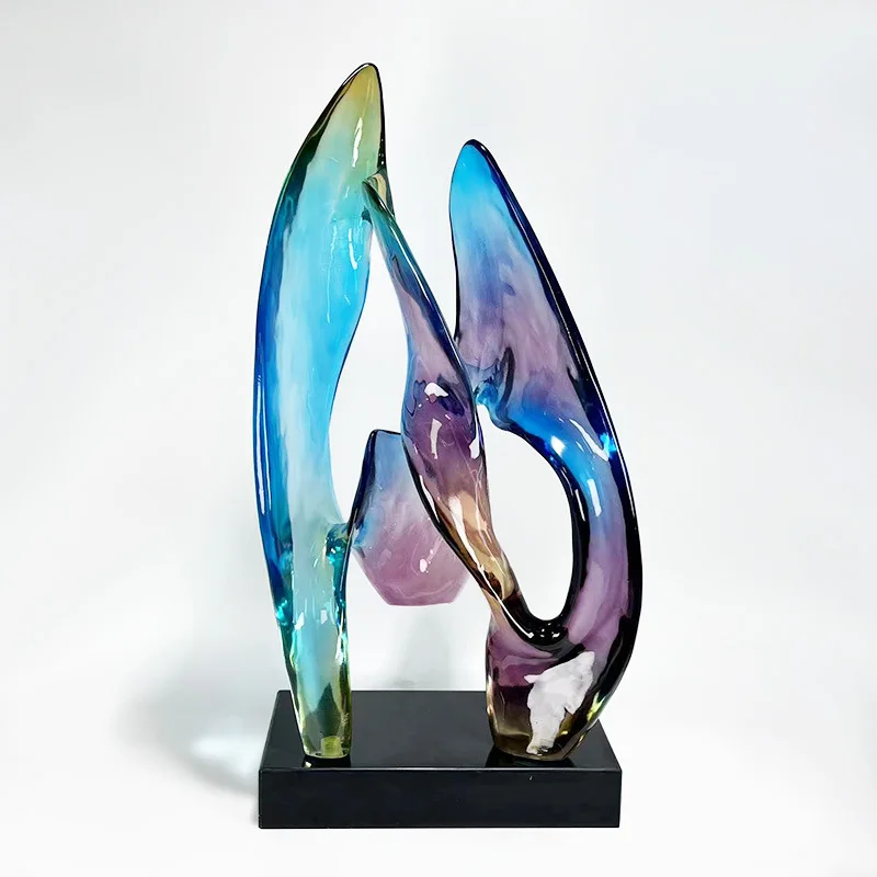 Modern light luxury art colorful transparent resin sculpture ornament model room sales office soft decoration sample crafts