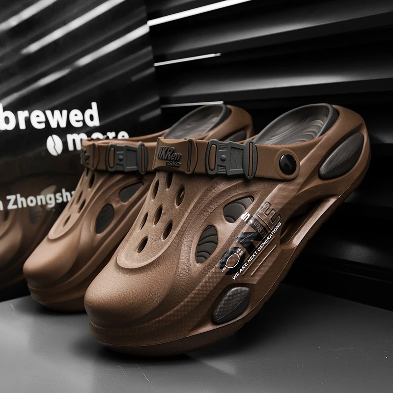Fashion Sandals Hollow Platform Clogs EVA Cushion Slides Anti-odor Outdoor Beach Slippers Walking Sandals Men Women
