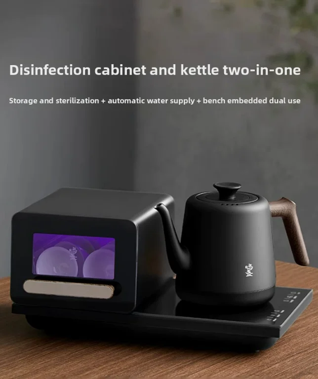 

The bottom is automatically heated with water and electric kettles