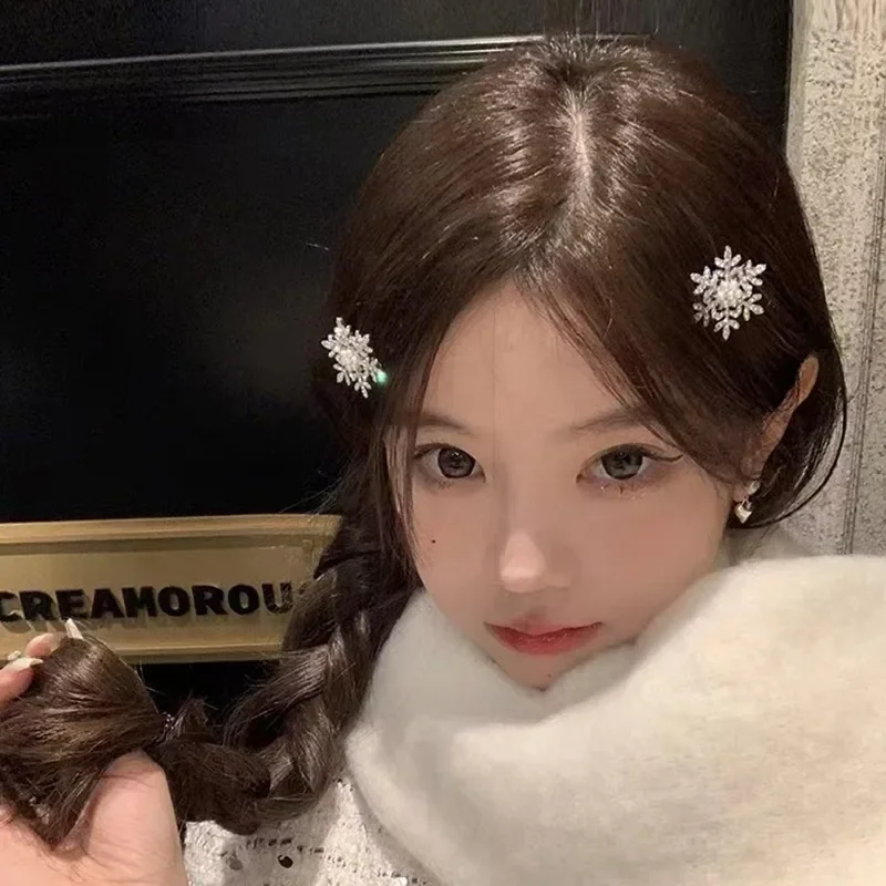 1/5pcs White Snowflake Pearl Hair Clip Winter Sweet Cute Bobby Pin Women Fashion Retro Flower Hairside Headwear Accessories