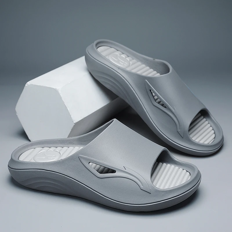 Fashion Comfortable Men's Slipper Man Luxury House Slippers Man Summer Shoes Men Original Male Shoes Sneakers Adult Men's Sandal