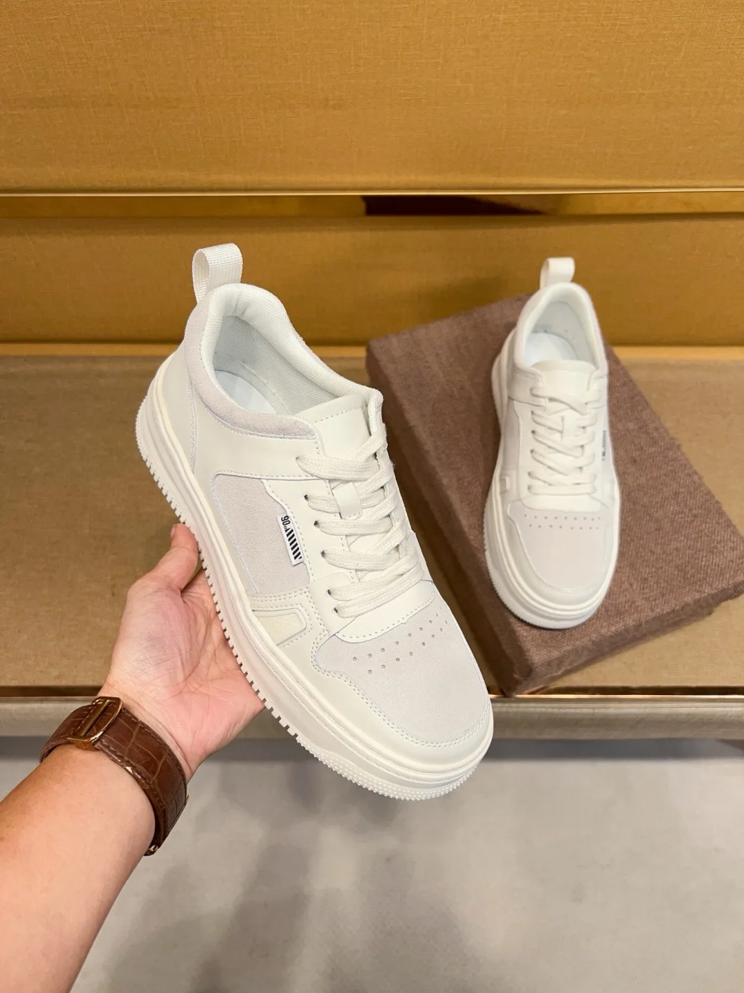 Men's Lac-up Sport Shoes outdoors Handmade Leather Casual Shoes Design Sneakers Man Comfortable Sports shoes