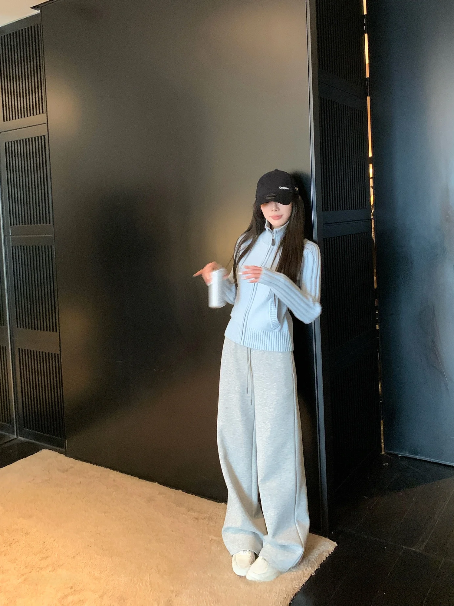 

Синий вязаный приталенный кардиган-пальто женский зимний, новинка, с воротником-стойкой, в рубчик, в полоску, верхняя одежда, удобный, повседневный