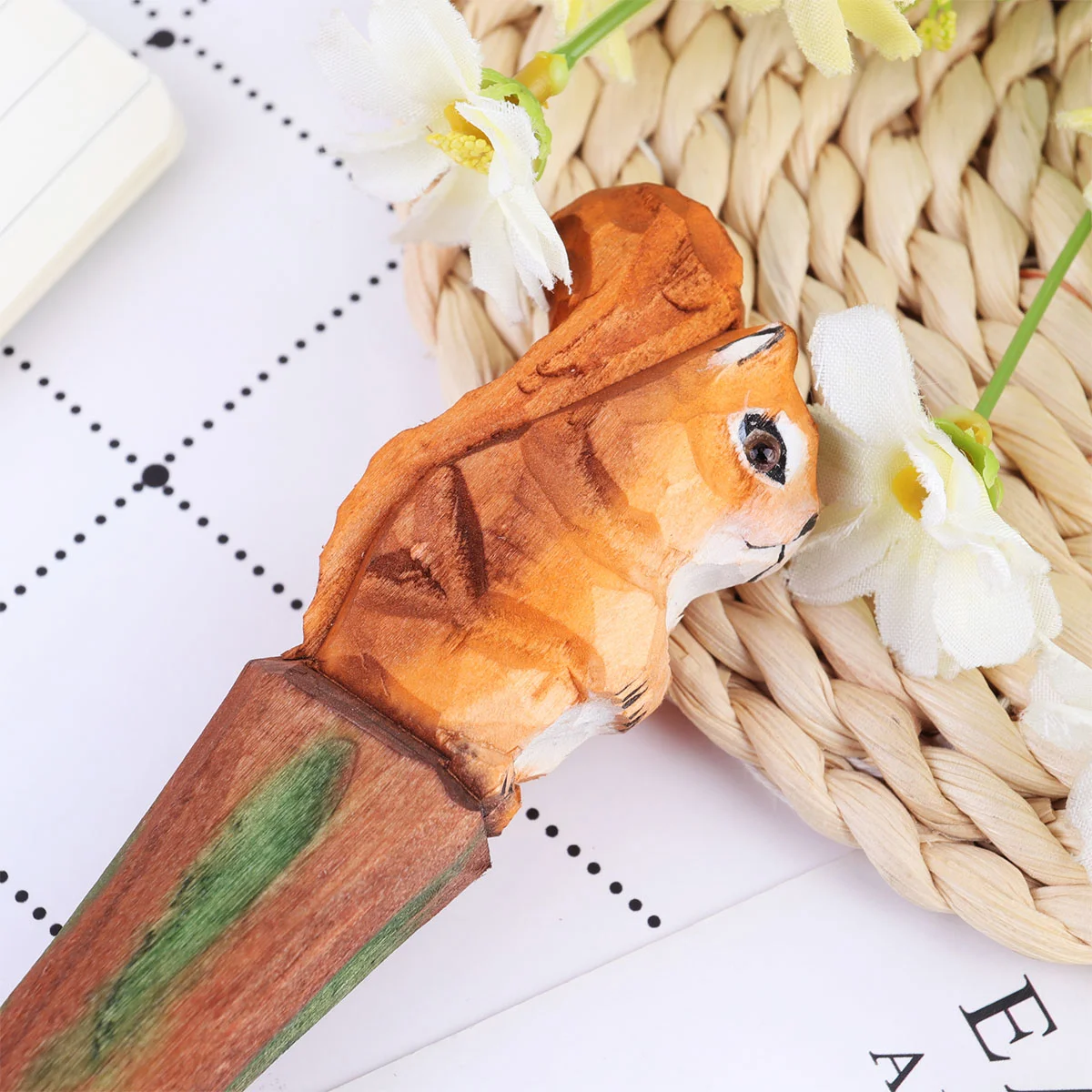 Pure Handmade Wood Carving Animal Pen Creative Wood Carving Squirrel Ballpoint Pen Replaceable Refill Gel Pen for Students