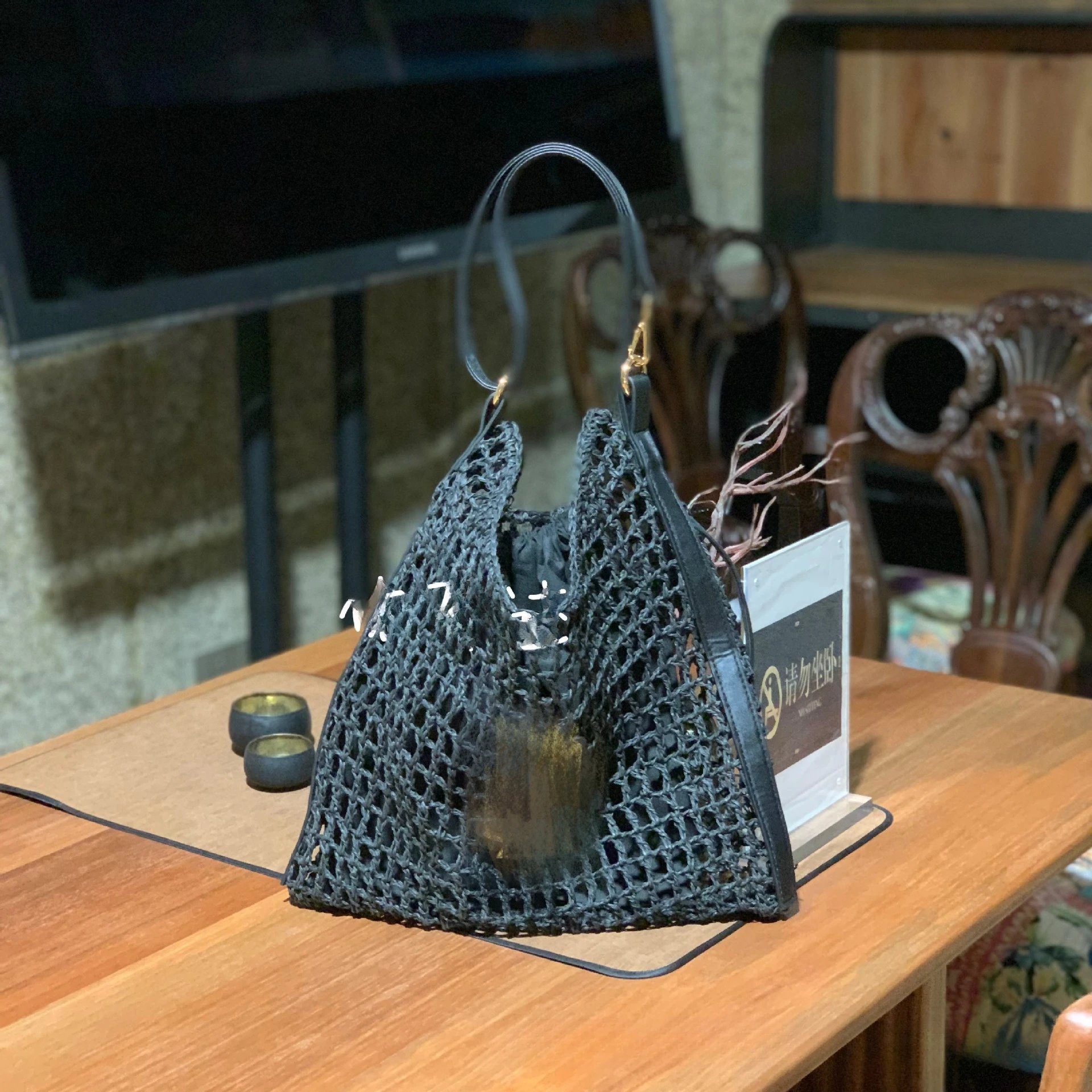 

2025 Fashion Letter Shoulder Bag Cross border Simple Hollow Paper Grass Weaving Bag Hand woven Crossbody Versatile Women's Bag