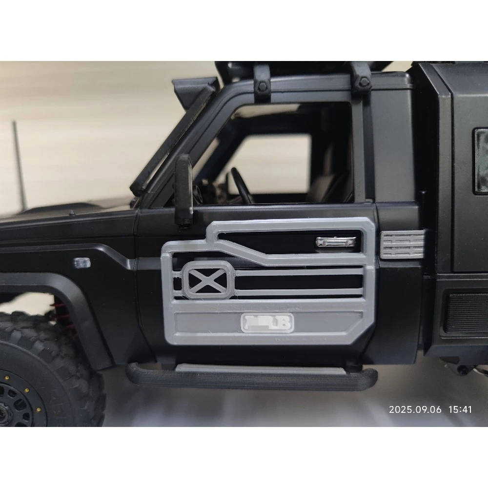 RC Off‑Road Crawler Door Guard Panel 1/12 Scale Custom‑Fit For MN82 MN82PRO MN82S Mecha‑Style Cosmetic Exterior Upgrade Parts
