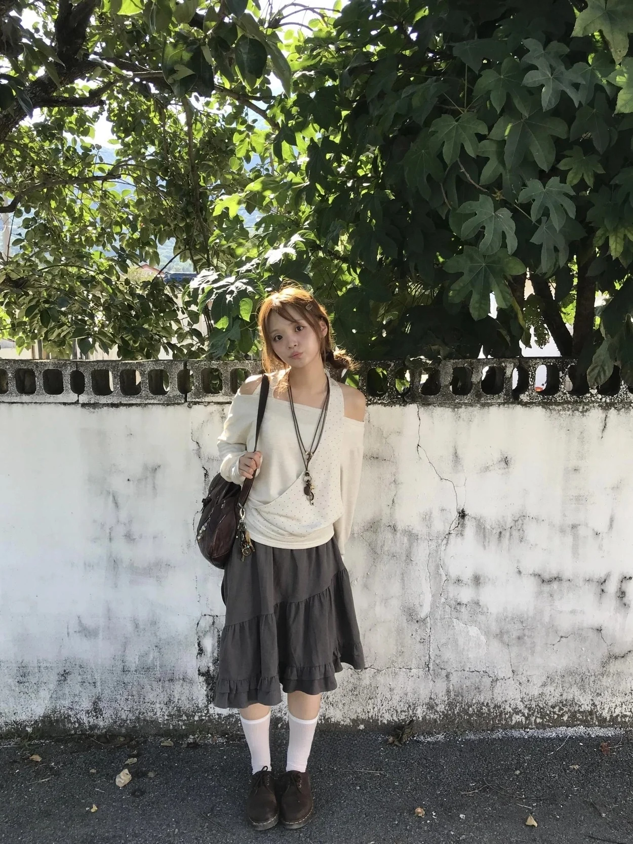 فريدة من نوعها SEI الكورية Sle Street Faion البولكا نقطة المرقعة غير المتكافئة النايلين عارضة تنوعا oulder Bared Long Sve...