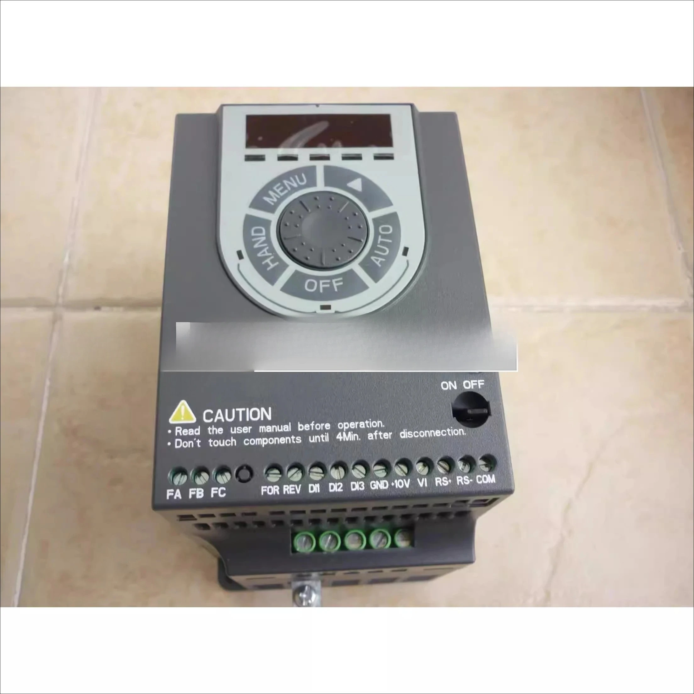 

New frequency converter HLP-C10002D243B speed controller 2.2kw three-phase 380V mini