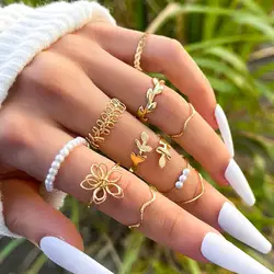 10pcs/Set New Fashion Leaf Imitation Flower Pearl Petal Wave Twist Simple Metal Hollow Ring Suitable For Women's Daily Wear