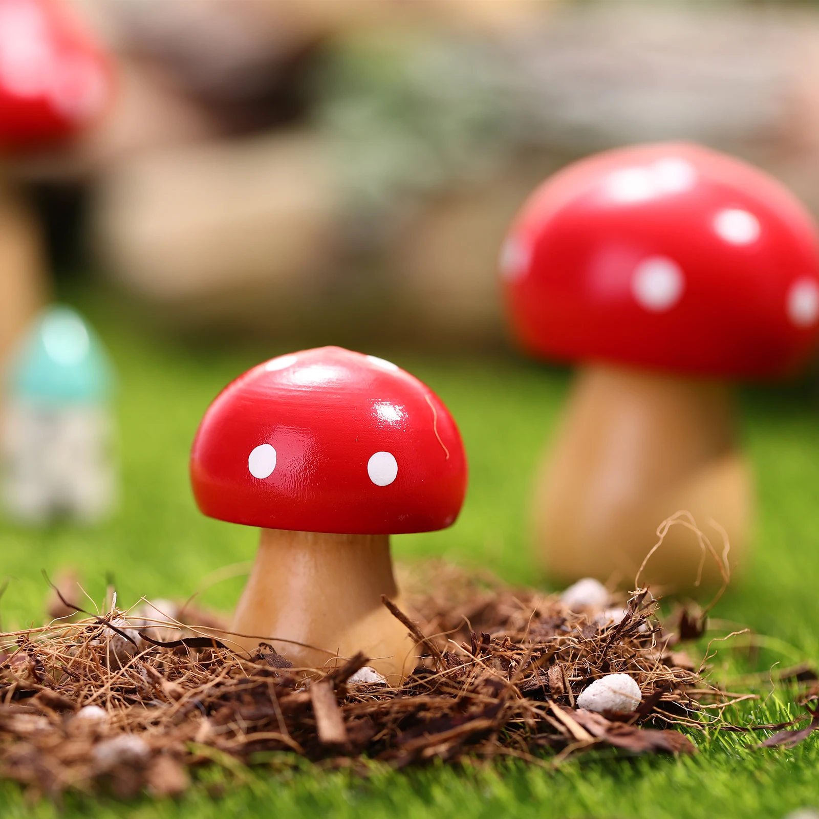 6pcs Simulation Mushroom Decorations High Quality Wood Fairy Scene Adornment Mini Craft