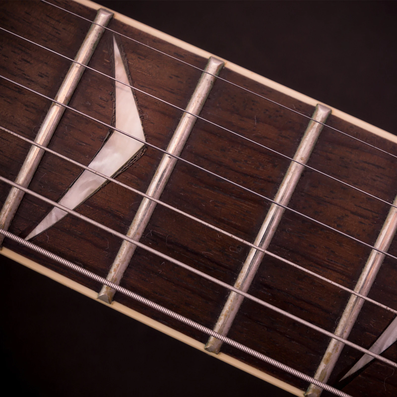 

Guitar Nickel-plated Strings Musical Instrument Accessories Fret Blue Outer Material: Alloy