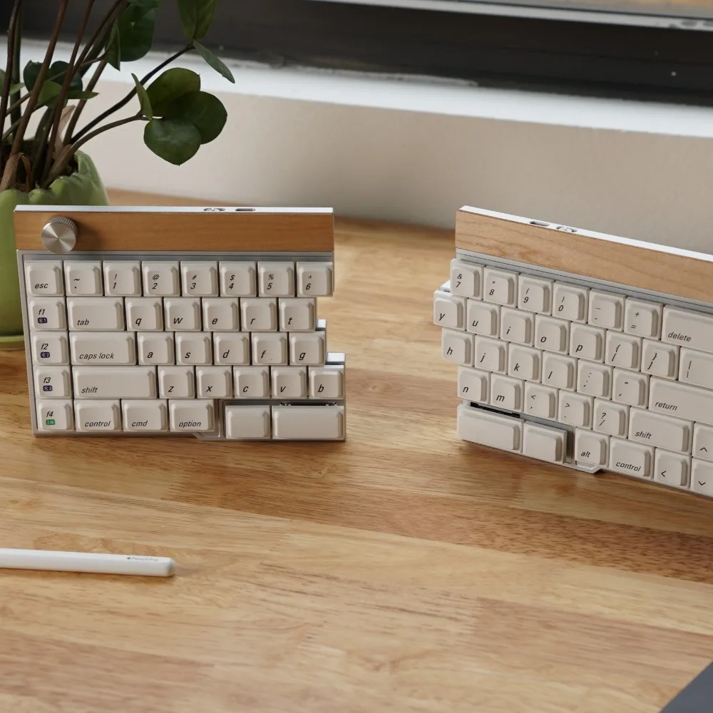 Jiffy75 Split Keyboard Tri-Mode Wireless Low Profile Aluminum Shell 75% Ergonomic Support JZF Hub Ergonomic Portable Keyboard