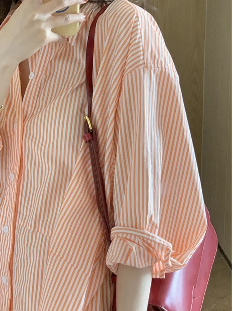 2024 spring and summer new style Design Sense French niche orange top striped shirt for women Leisure Versatile PDDX