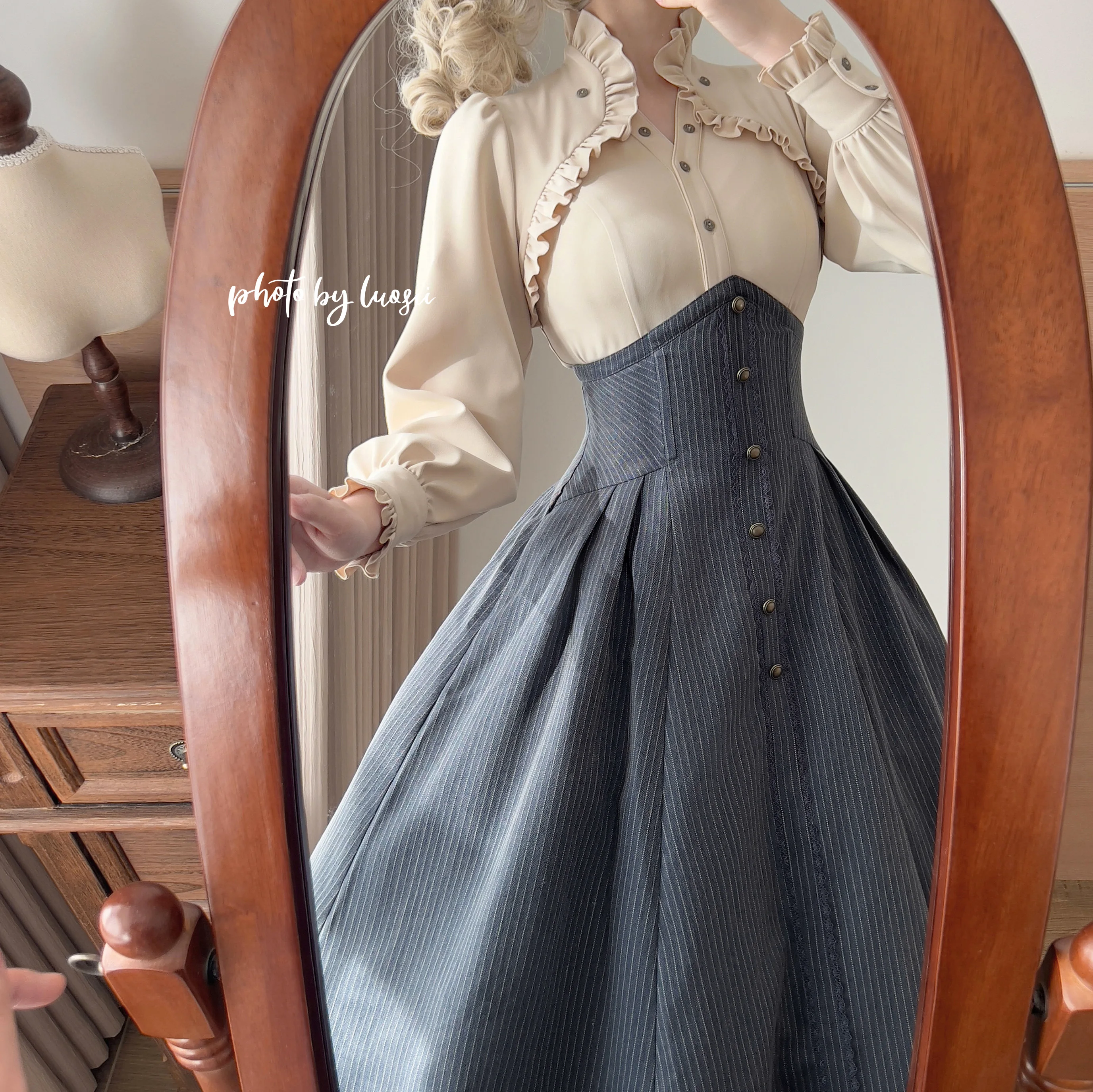 Original britischen Stil Retro elegante Langarm-Shirt Frühling Herbst 2025, Damen Slim Fit Fliege Lolita Shirts Lady Blusen