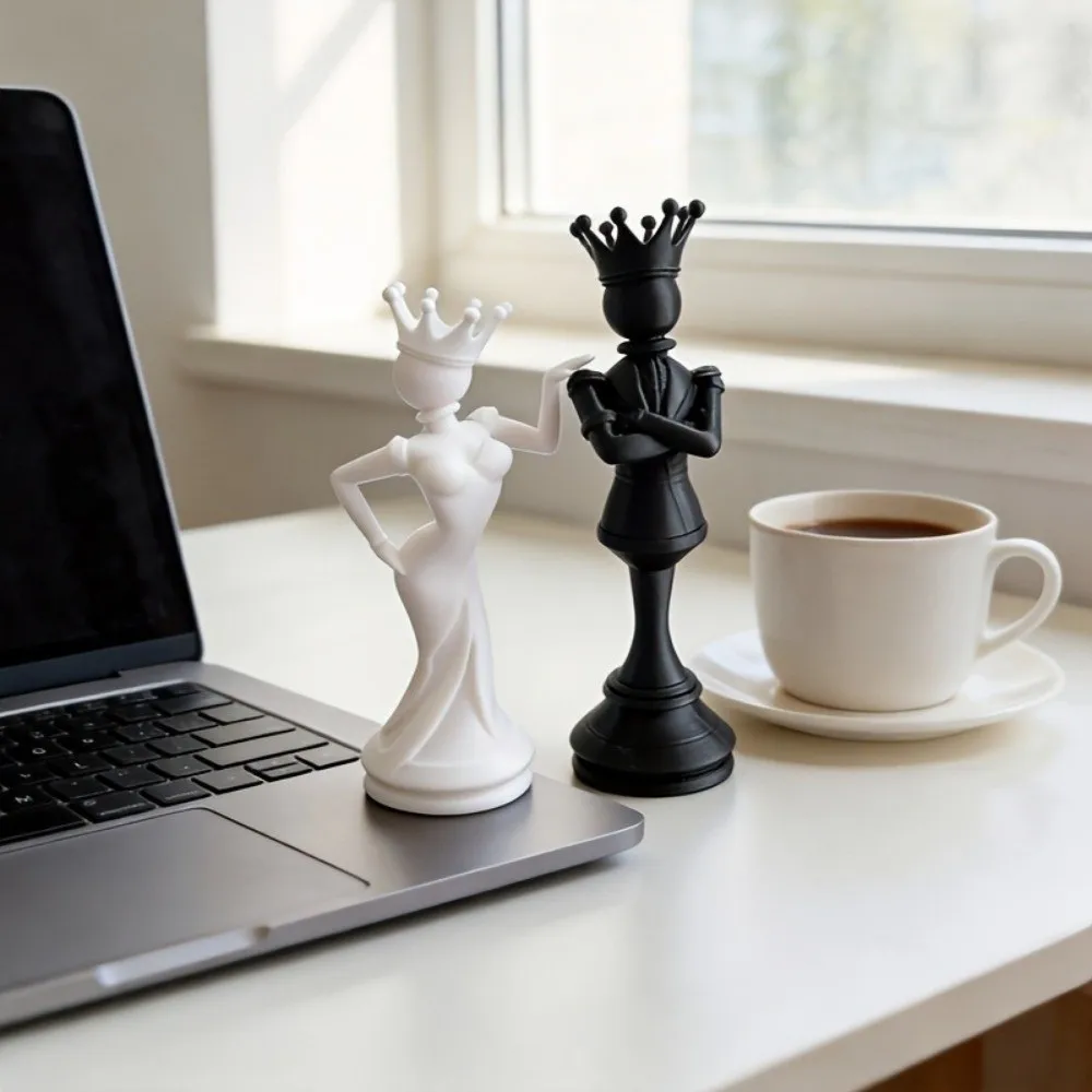 2pcs 3D Printed Chess Couple Statues Sculpture Decoration Queen King Statue Creative Persons Figurine Gift For Couples