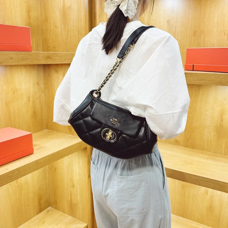 

Stylish Vintage Diaper Bags For Women Simple Designer Leather Shoulder Bag Elegant Minimalist Luxury Large Capacity