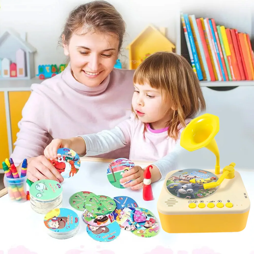 مشغل موسيقى قصة جراموفون للأطفال من Chriyungel مع 93 بطاقة لعبة تعلم تعليمية للأطفال الصغار هدية للأولاد والبنات