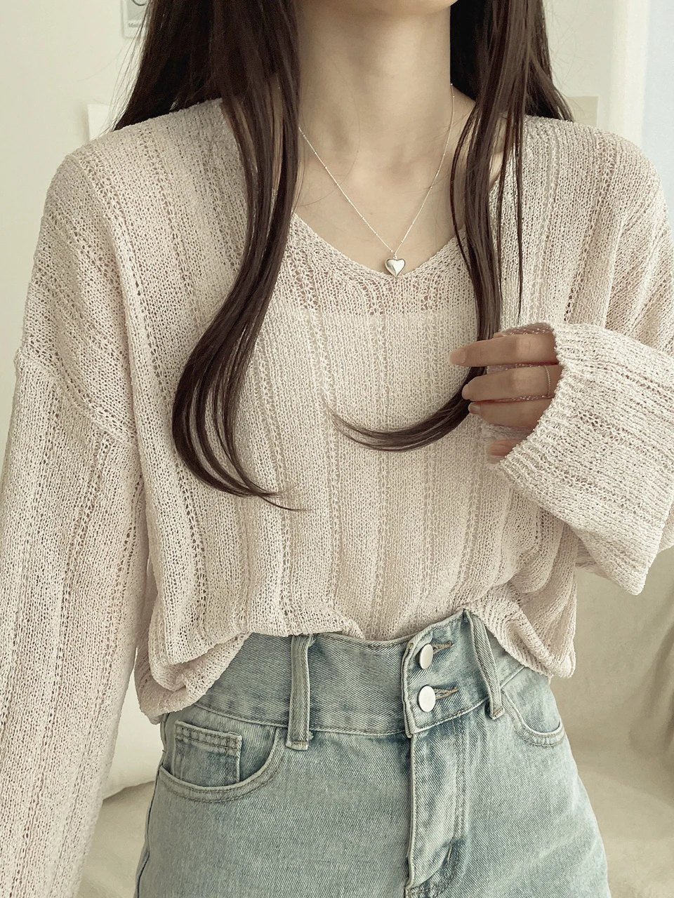 

Korean Sle ort V-Ne Slimming Women's Sweater UV Protection Breathable Faionable Knitted Top for Autumn Season