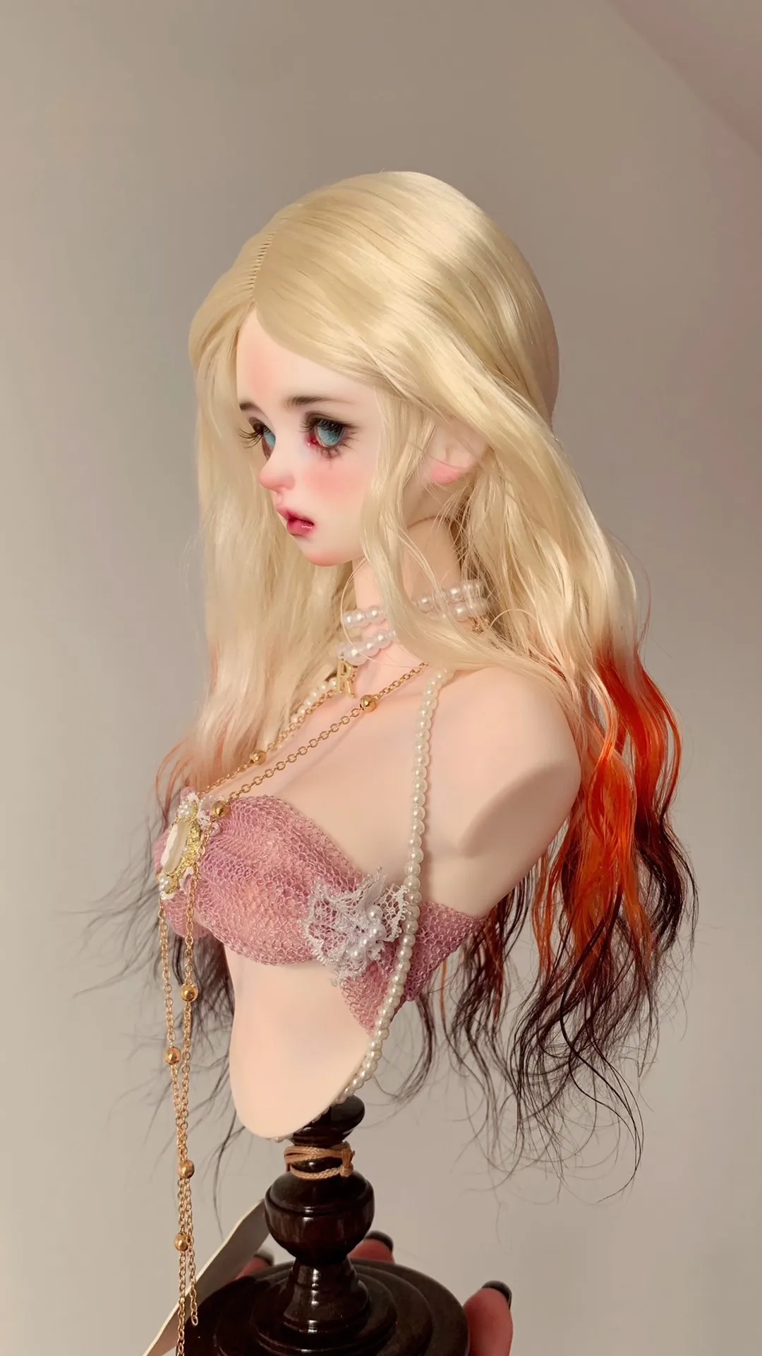 

1/6 1/4 BJD Doll Hair “Coloured Tail” SD MSD MDD Blythe Mohair Wig Free Shipping