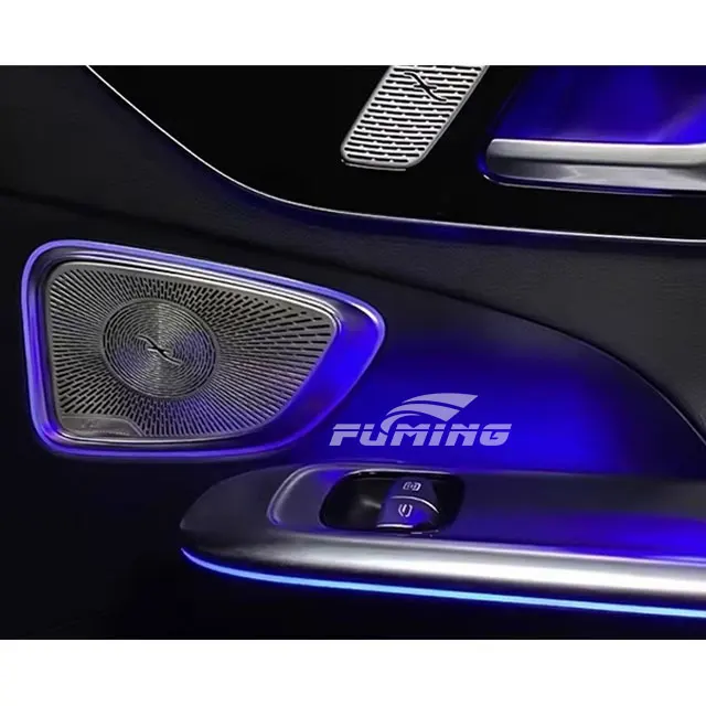 L'installazione per auto di livello 254 con tweeter rotante 4D viene fornito con luci ambientali a 64 colori, sistema audio interno aggiornato