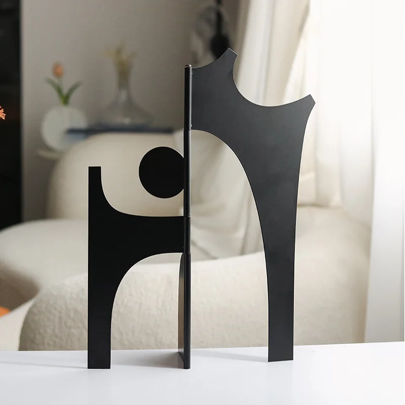 Modern personality geometric art abstract special-shaped ornament high-end sense model room hotel exhibition hall soft decoratio